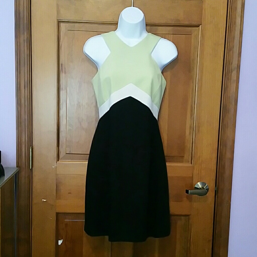 Laundry by Shelli Segal dress
